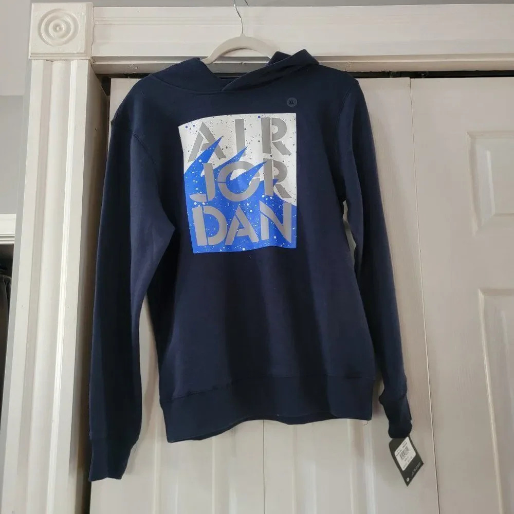 New NWT Air Jordan Logo Long Sleeve Hooded Sweatshirt Boys Size XL